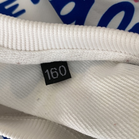 Shein 3/4 sleeve top 160 size medium? - Picture 5 of 8